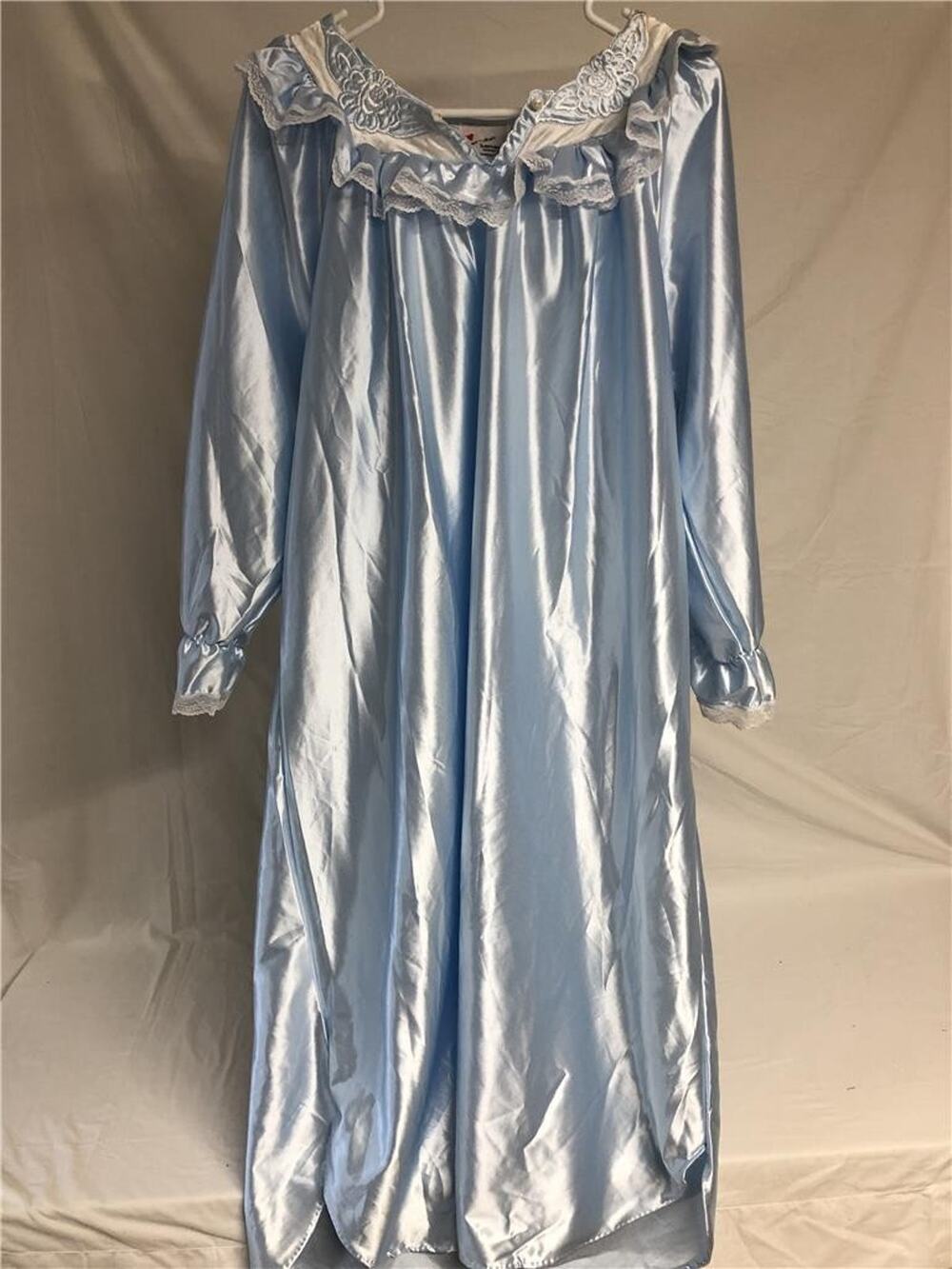 Vintage Baby Blue Satin Heart to Heart Night Gown SZ M